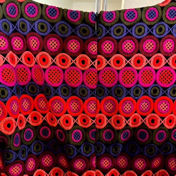 Trina Turk Multicolored Eyelet Crochet Shift Dress size 10 - Picture 7 of 8